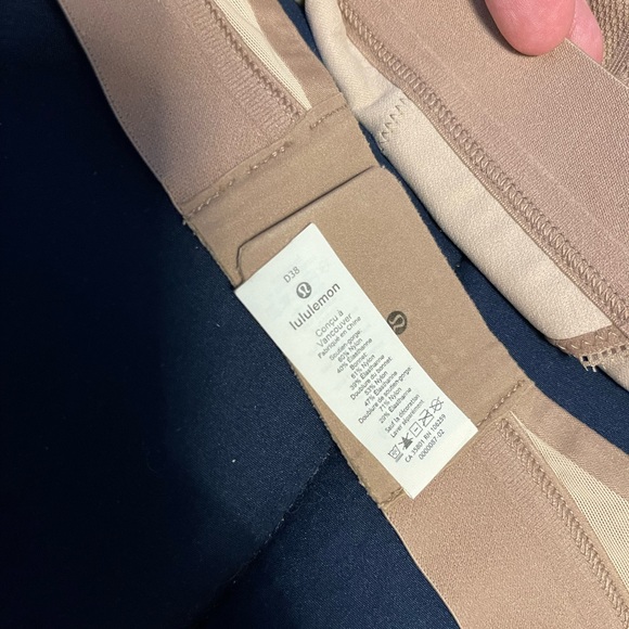 Lululemon bra - Picture 3 of 3